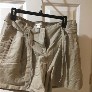 Khaki linen/cotton blend shorts
